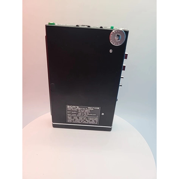 Sony WM-F100III Walkman Portable Cassette Player W Original Case Charger Battery - Picture 5 of 16